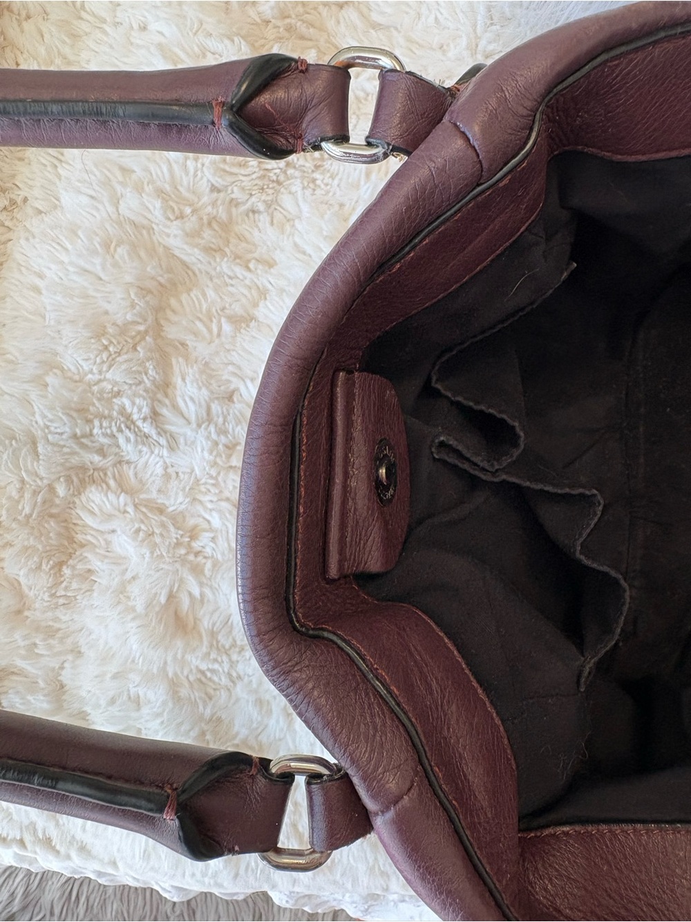 Vintage 2000’s Marc by Marc Jacobs Pebbled Leather Shoulder Bag - Burgundy - Picture 7 of 8